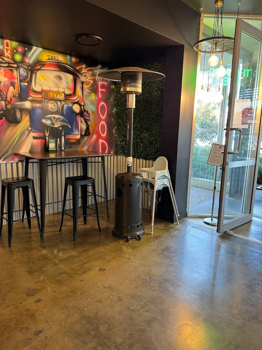 Vibe, Chim House Thai Street Food
