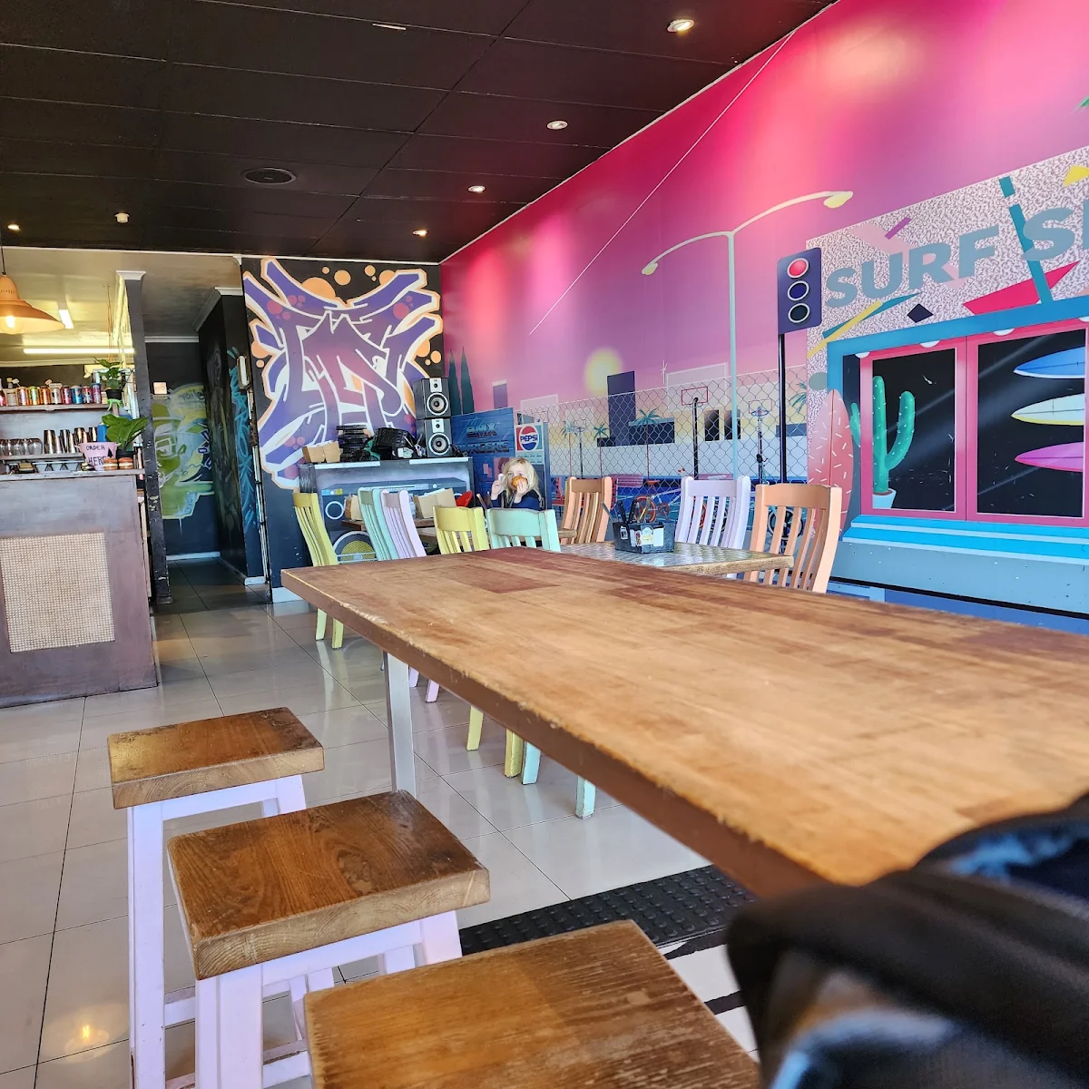 Vibe, BMX Burgers