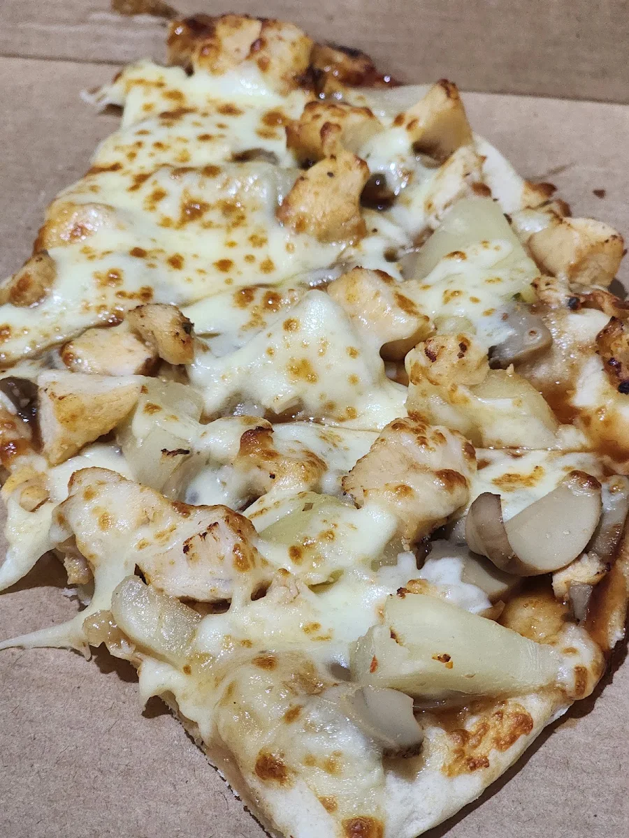 Food & drink, Lebnoosh - Get Your Yummy Manoush & Pizza !