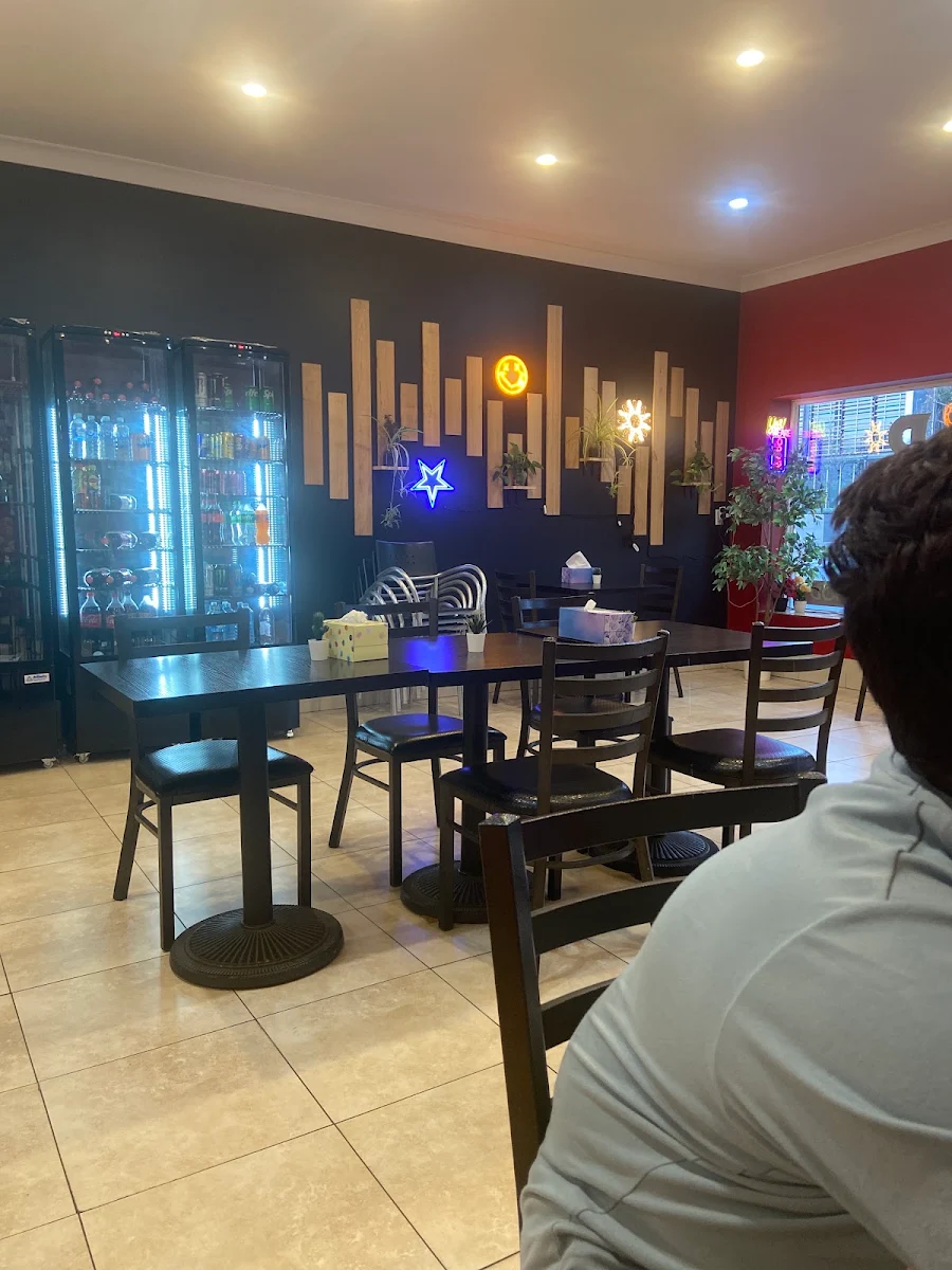 Vibe, Clearview SUNSTAR Yiros House