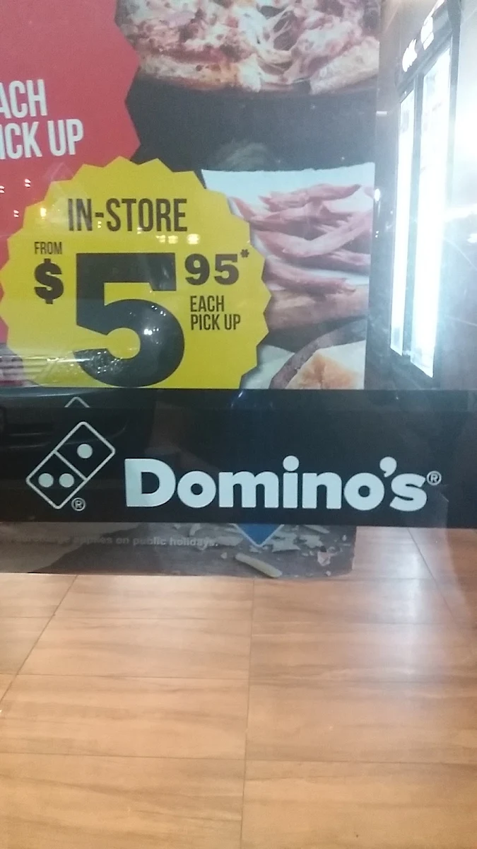 Menu, Domino's Pizza Cairns City