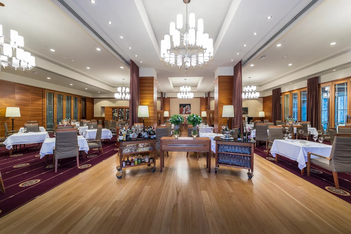 Vibe, Members' Dining Room