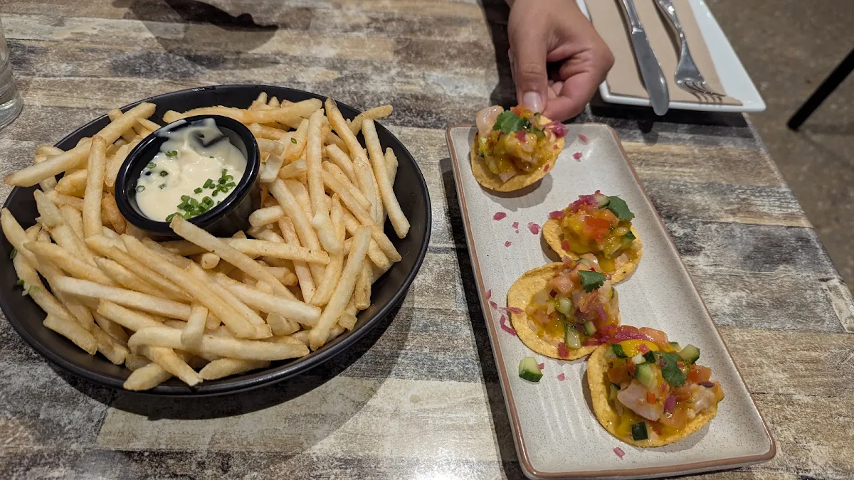 Food & drink, Exhale Exmouth