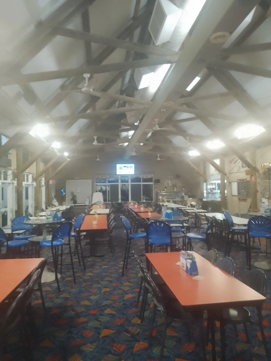 Vibe, Amity Point Community Club