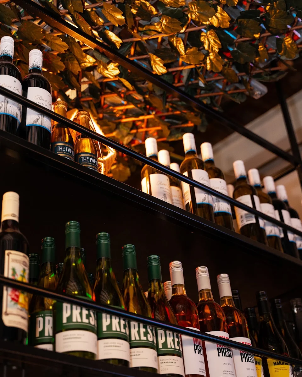 Vibe, Grind Pantry