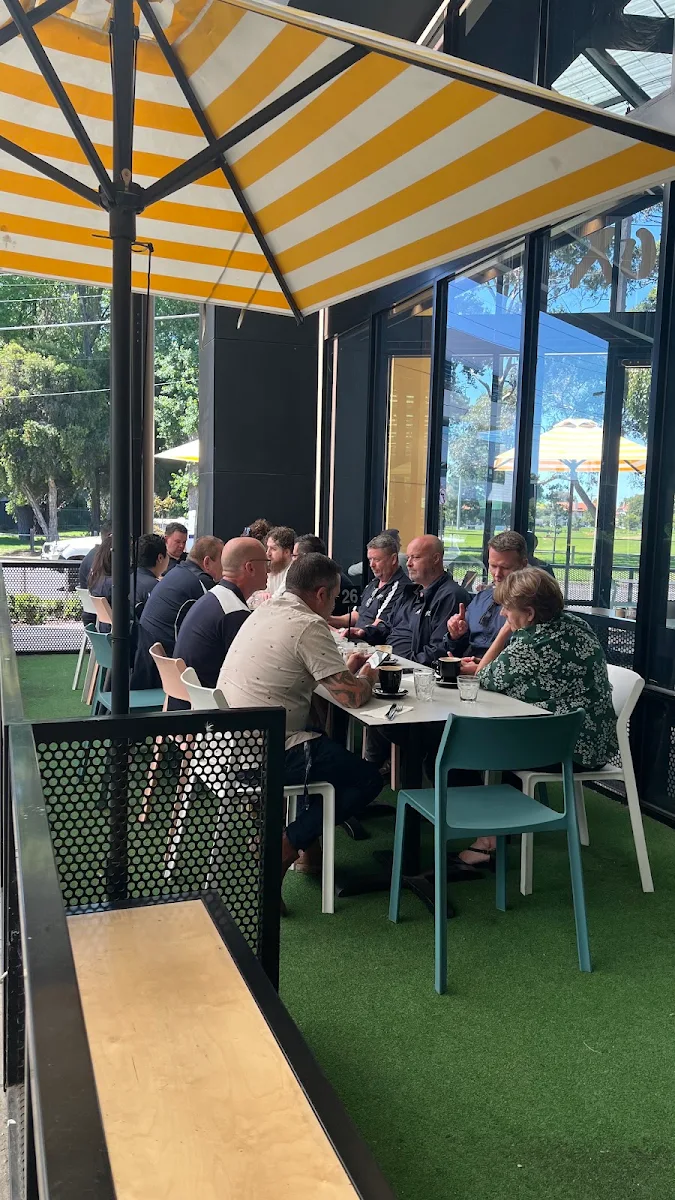 Vibe, Dusty Fox Cafe
