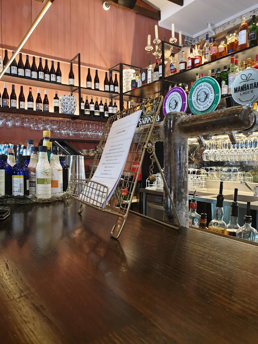 Vibe, Young’s Wine Rooms