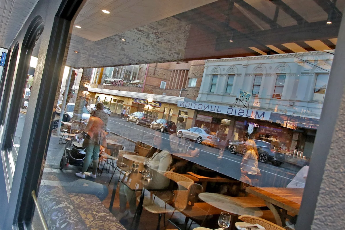 Vibe, Young’s Wine Rooms