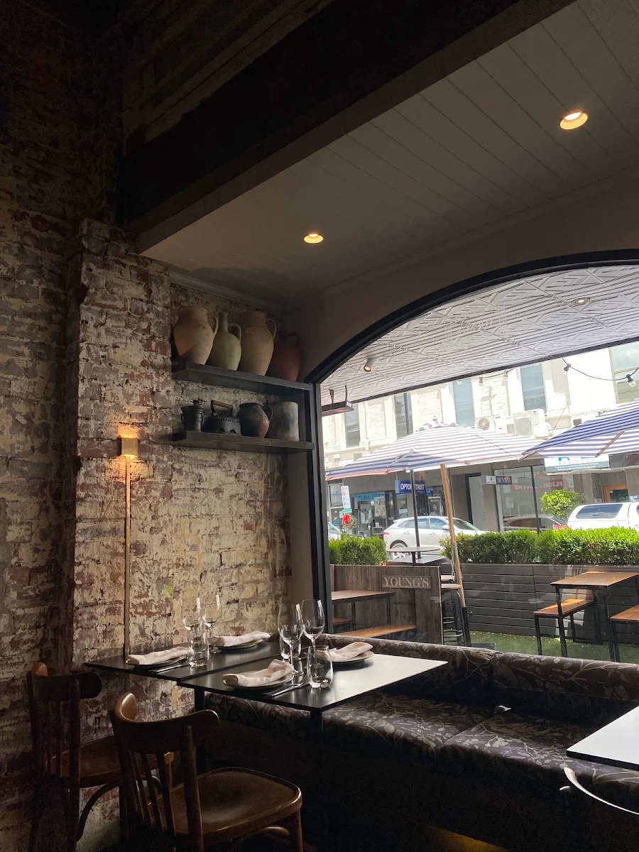 Vibe, Young’s Wine Rooms