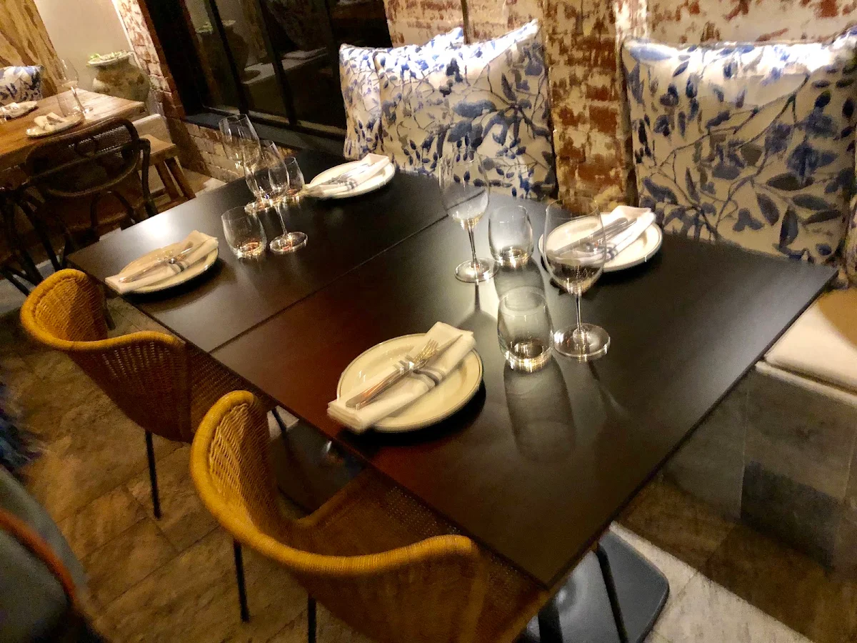 Vibe, Young’s Wine Rooms