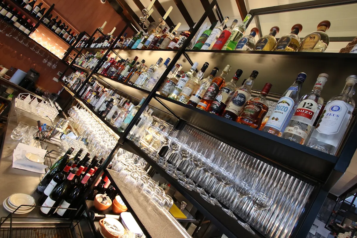 Vibe, Young’s Wine Rooms