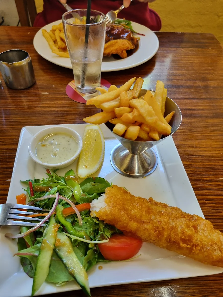 Food & drink, Victoria Hotel Motel