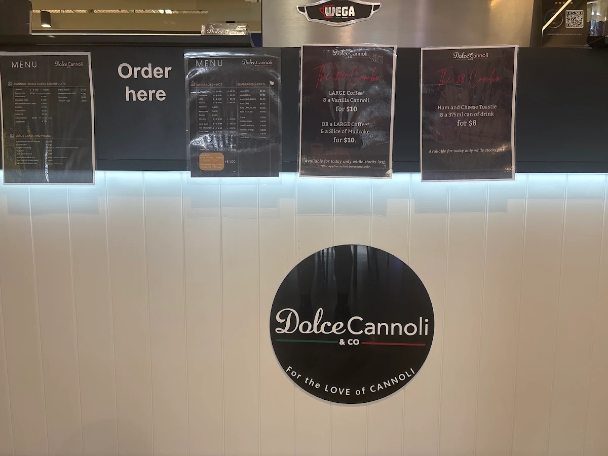 Menu, Dolce Cannoli and Co