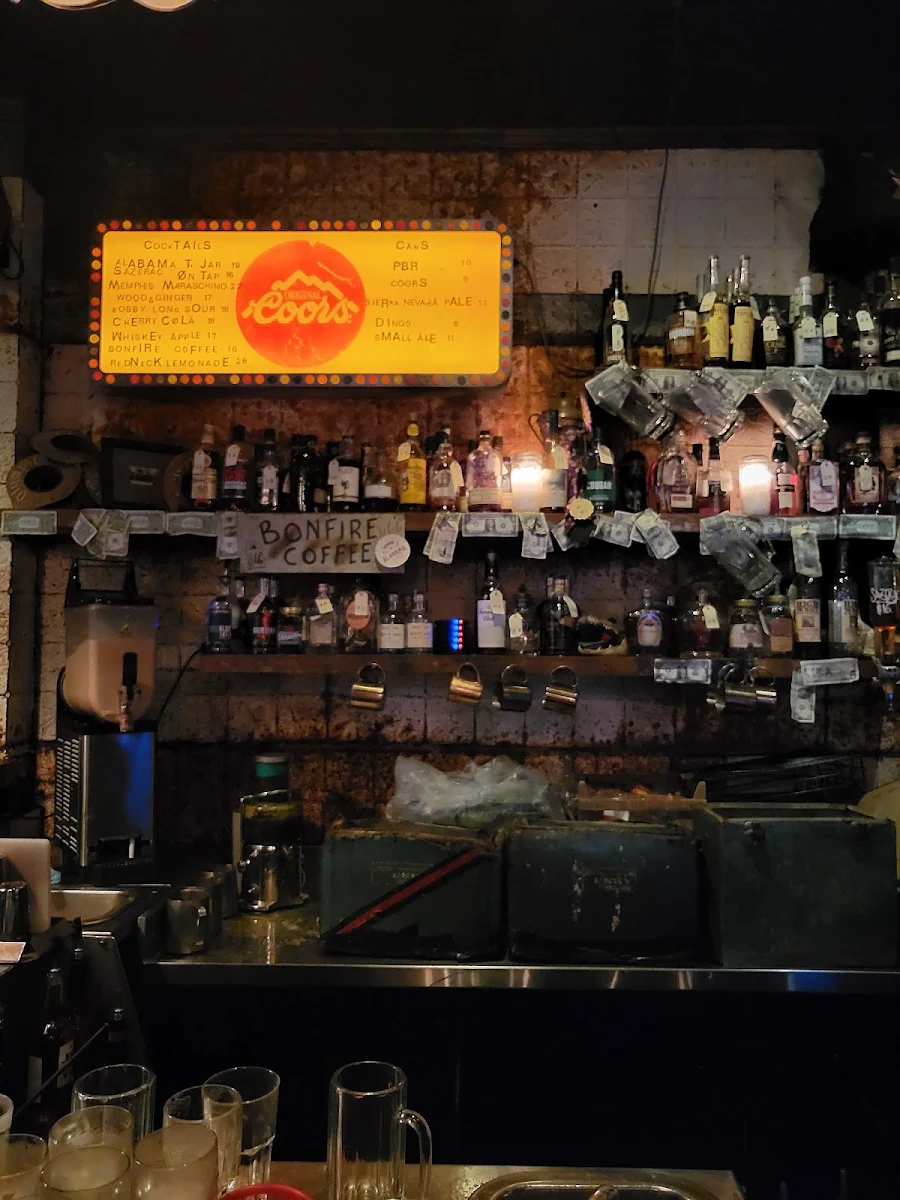 Menu, Alabama Song Bar
