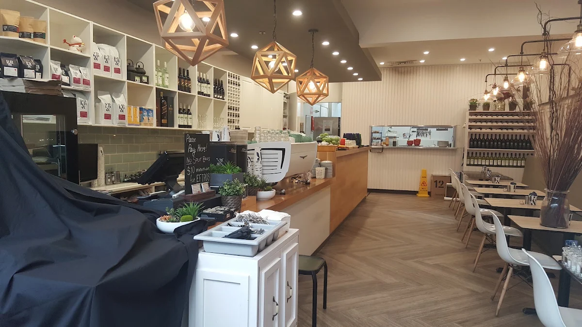 Vibe, JJ's Eatery
