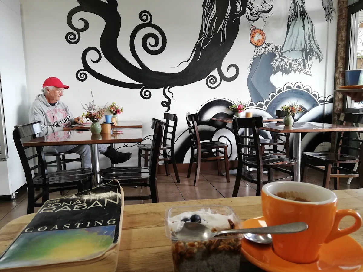 Vibe, The Patch Cafe