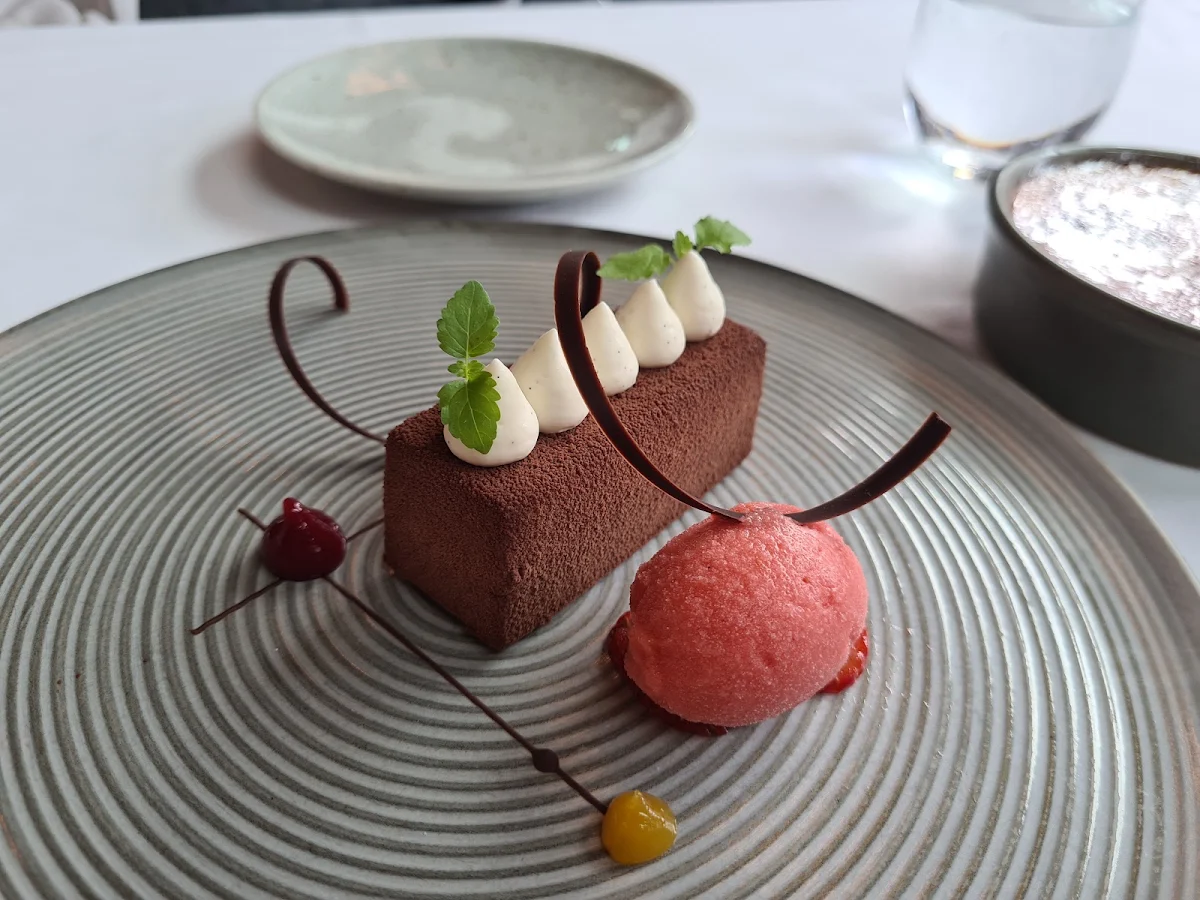 Food & drink photo 9