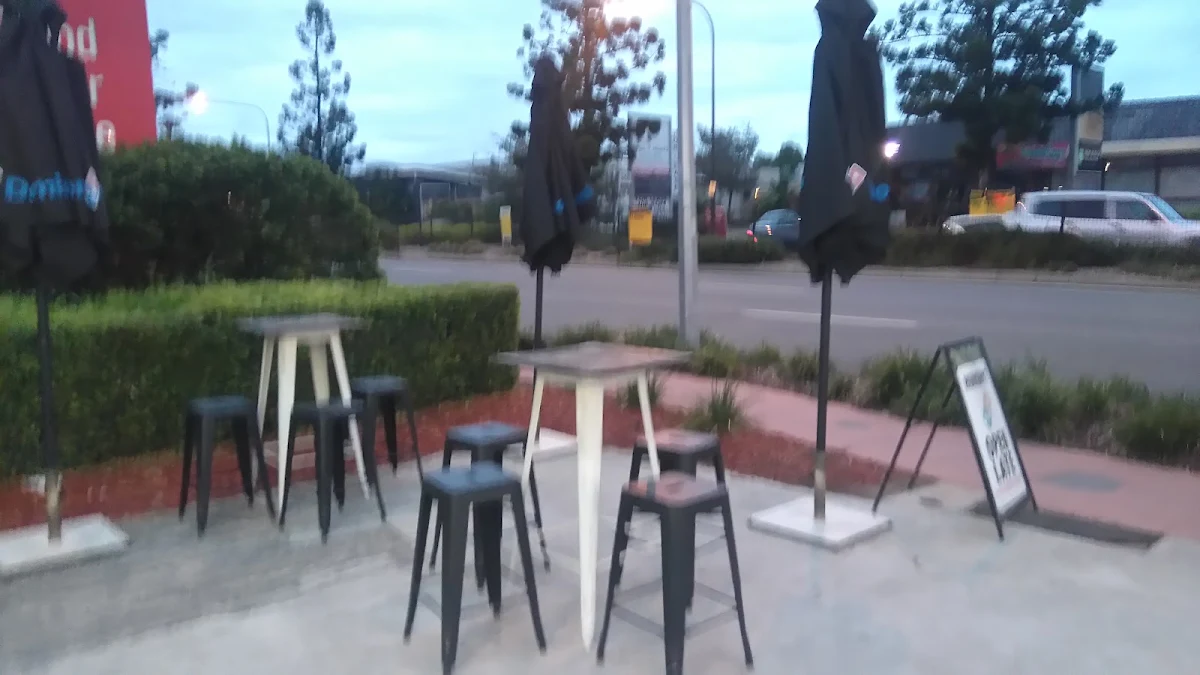 Vibe, Domino's Pizza Strathpine