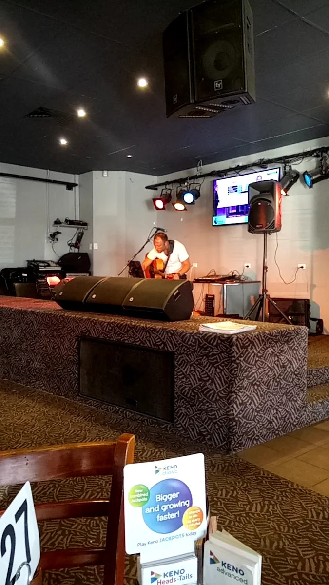 Vibe, Chelsea Heights Hotel