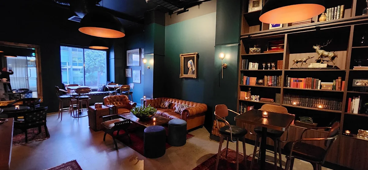 Vibe, The Brooklyn Wine + Tapas