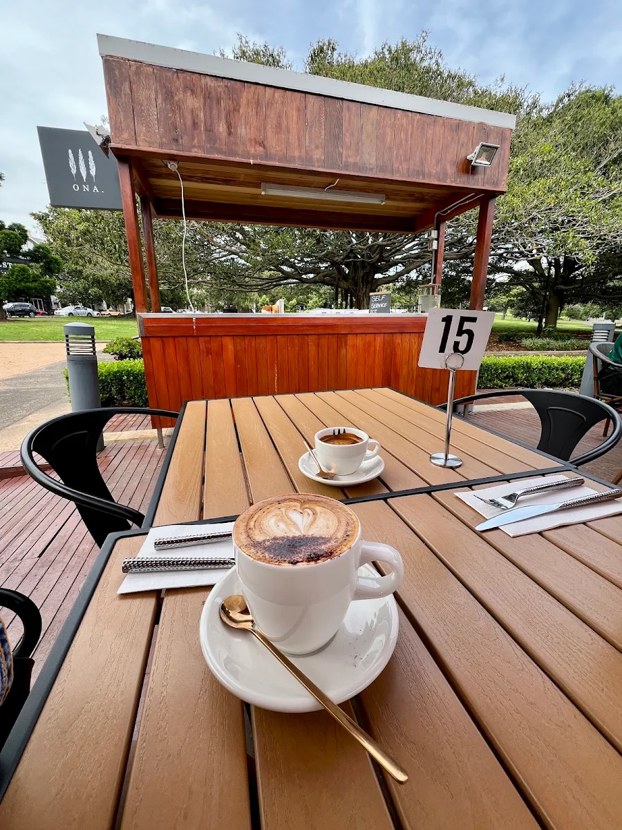 Vibe, Gardener’s Lodge Cafe