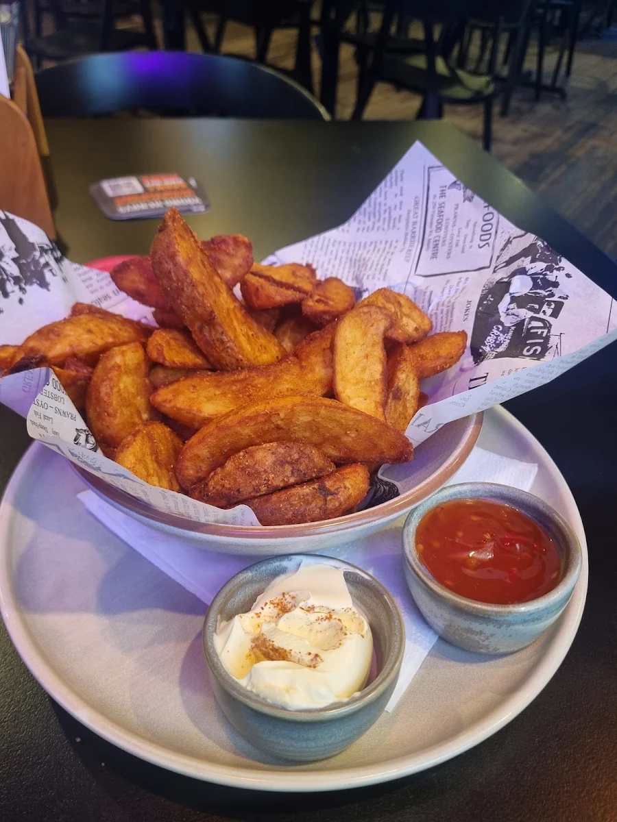 Food & drink, Agincourt Hotel