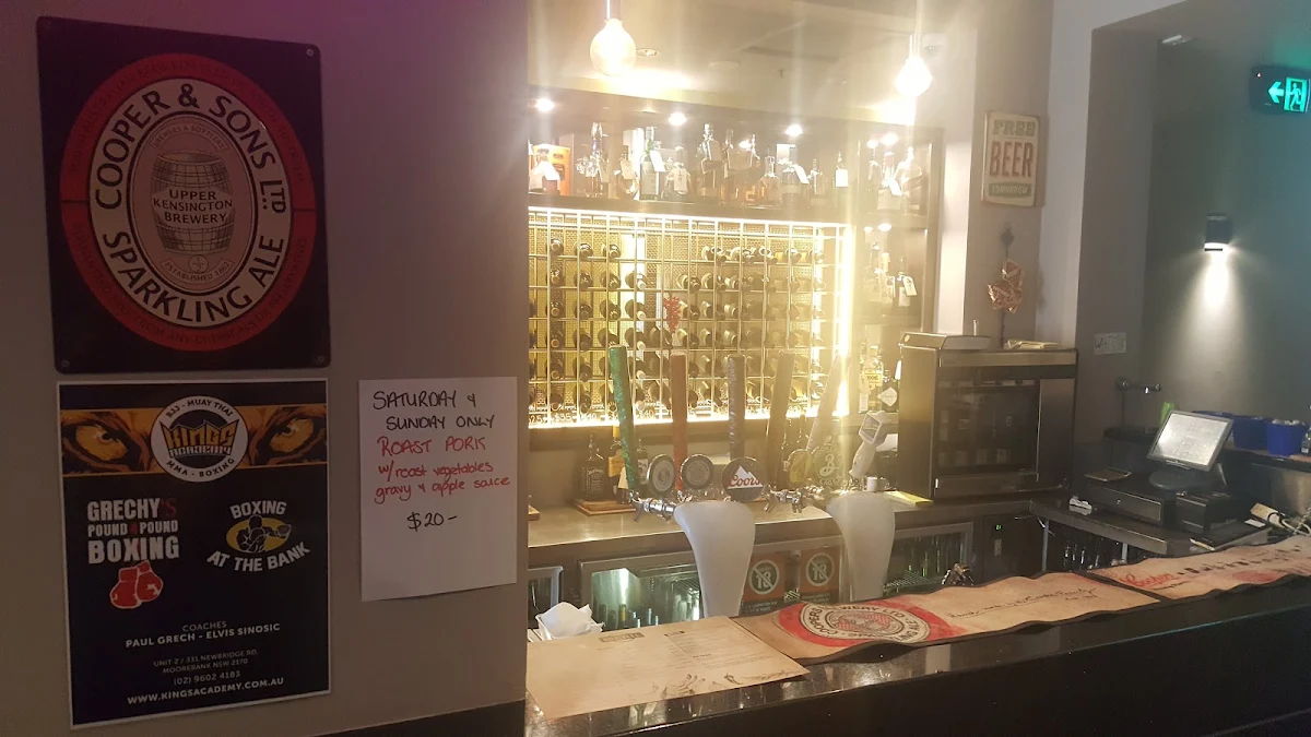 Vibe, Agincourt Hotel