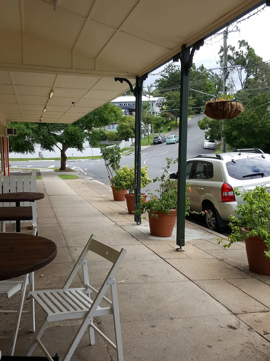 Vibe, Nowhere Espresso Pizzeria and Wine Bar