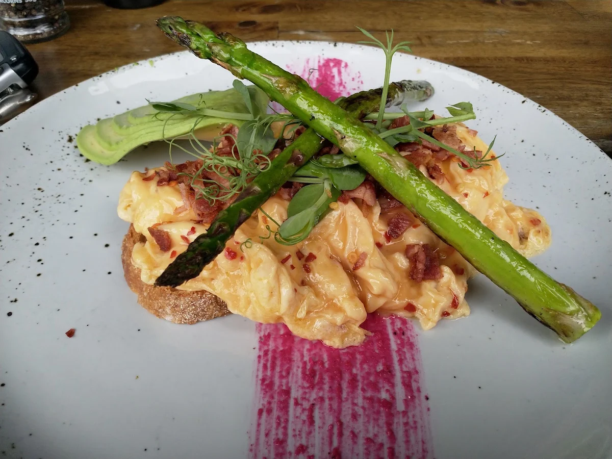 Food & drink, Cream & Co