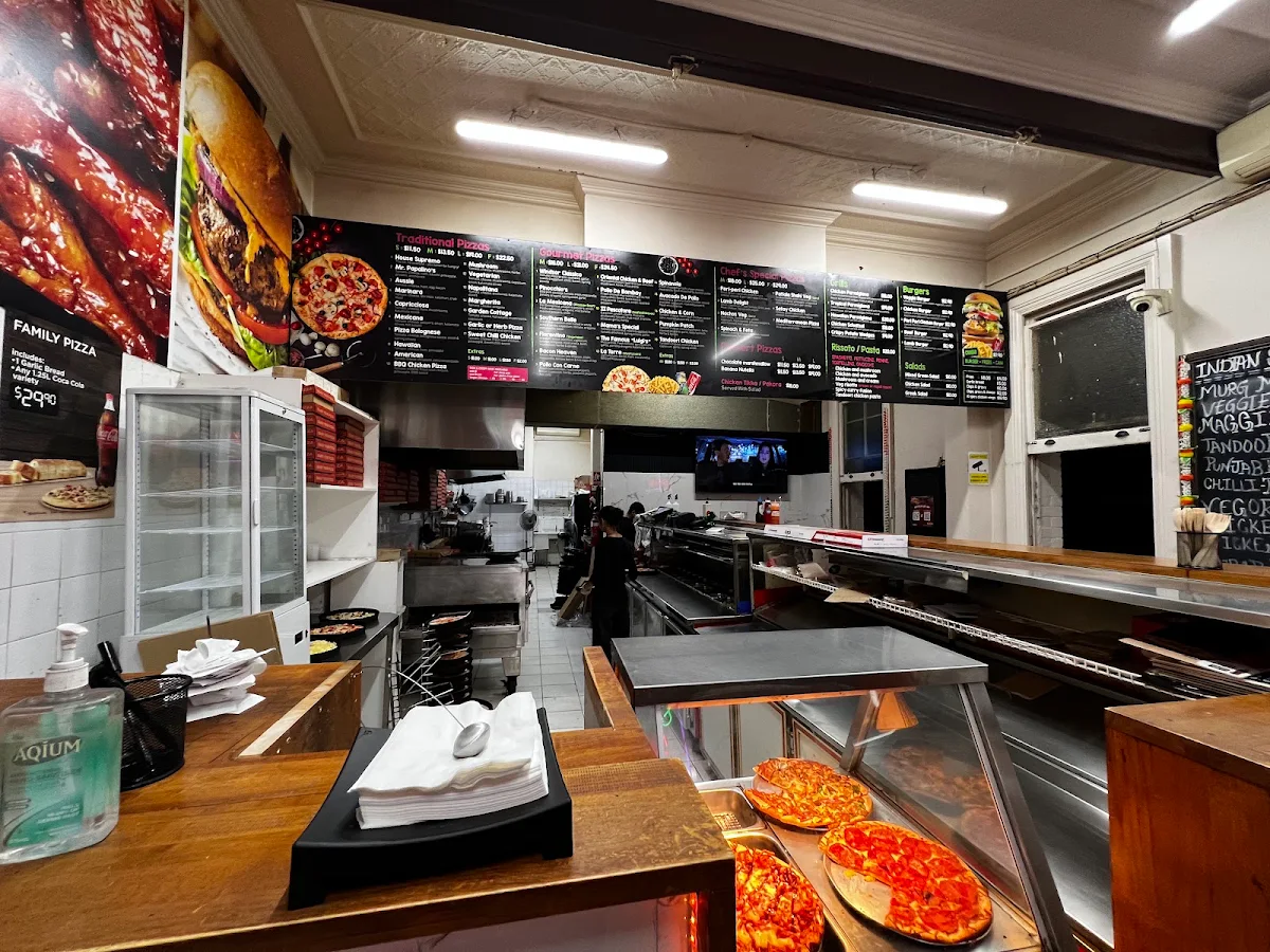 Vibe, Papalino's Pizza