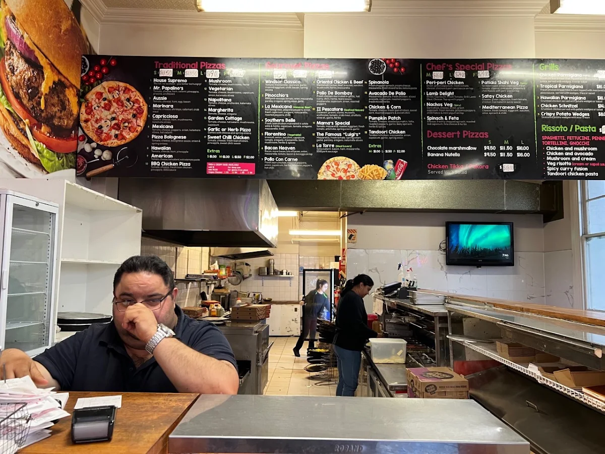 Vibe, Papalino's Pizza
