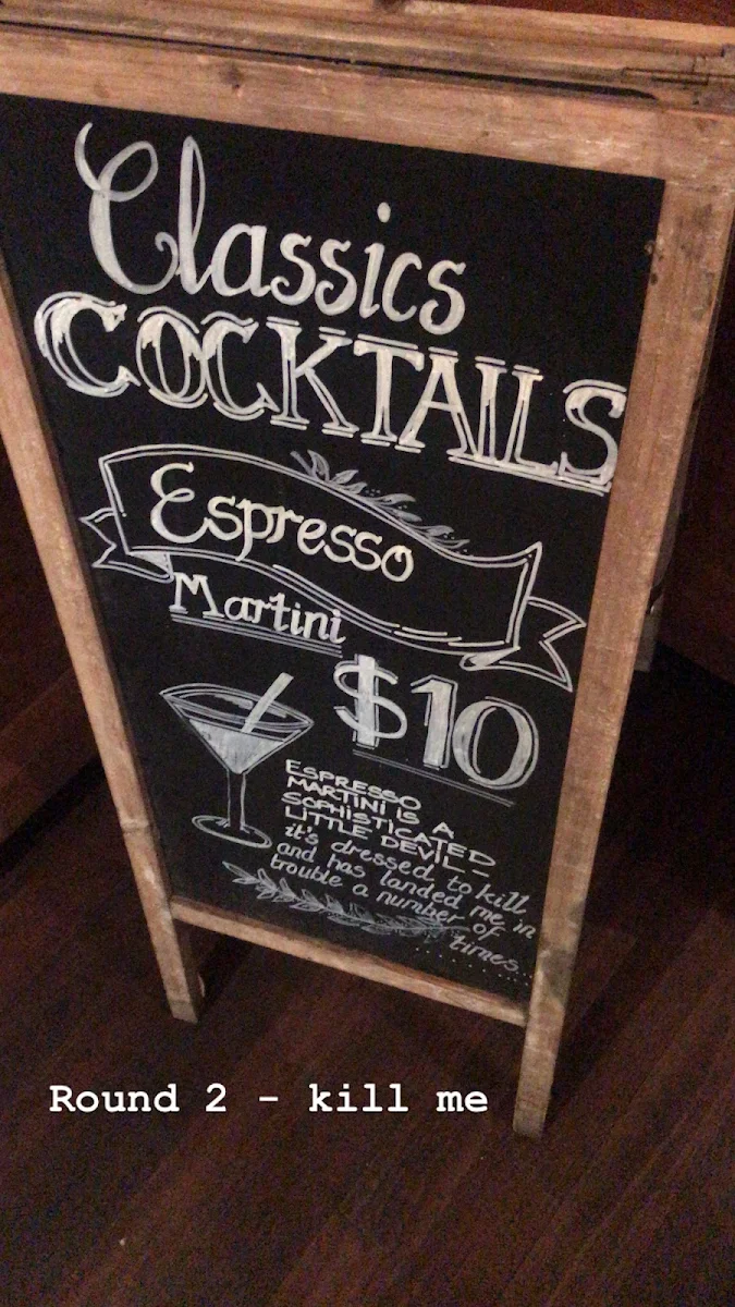 Menu, Deluxe Bar