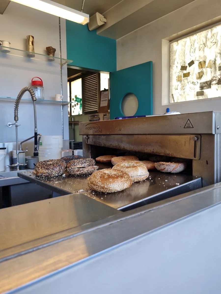 Vibe, Mile End Bagels