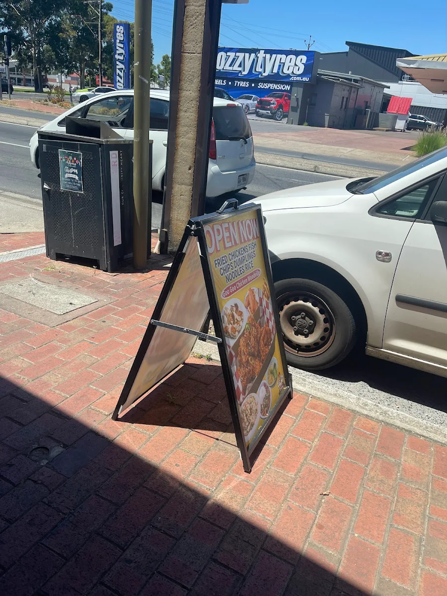 Menu, Goo Goo Chicken Woodville