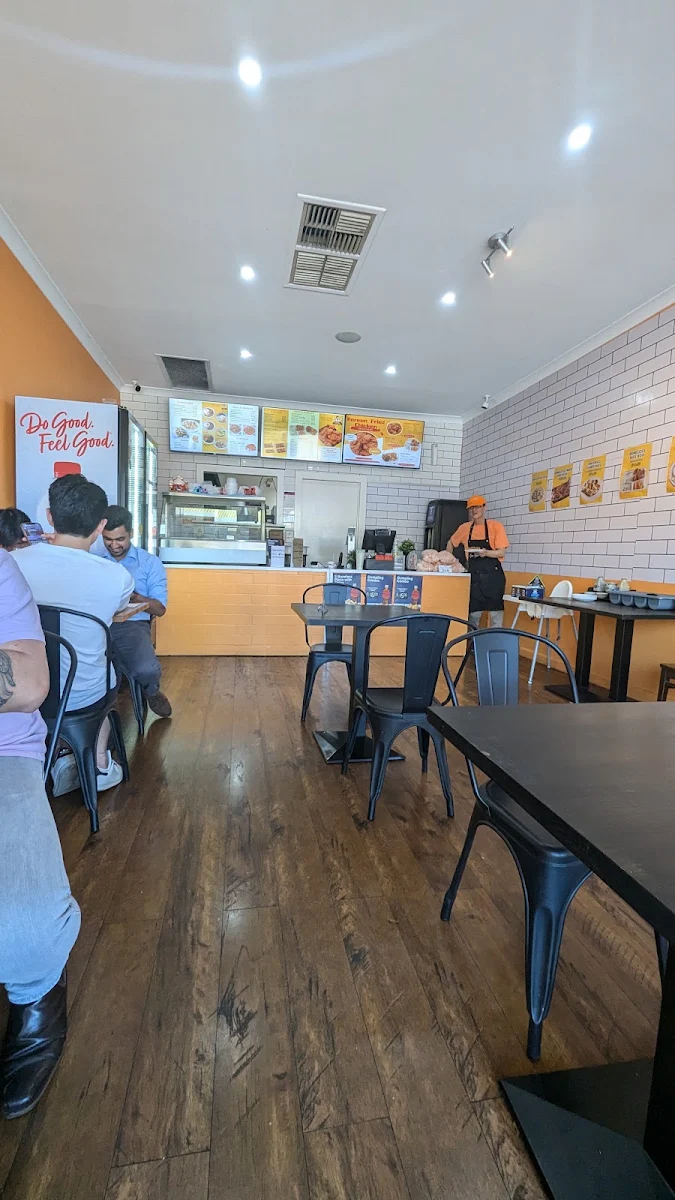 Vibe, Goo Goo Chicken Woodville