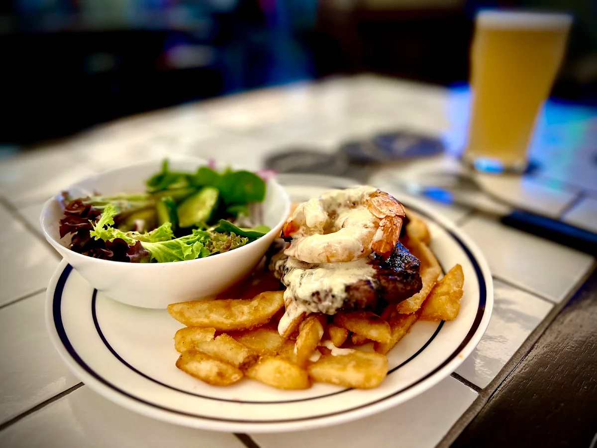 Food & drink, Mortdale Hotel