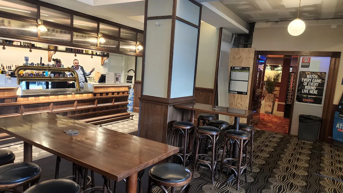 Vibe, Mortdale Hotel