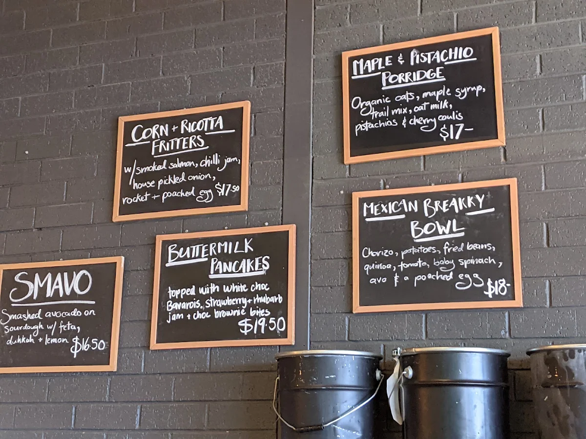 Menu, Salty Joe's