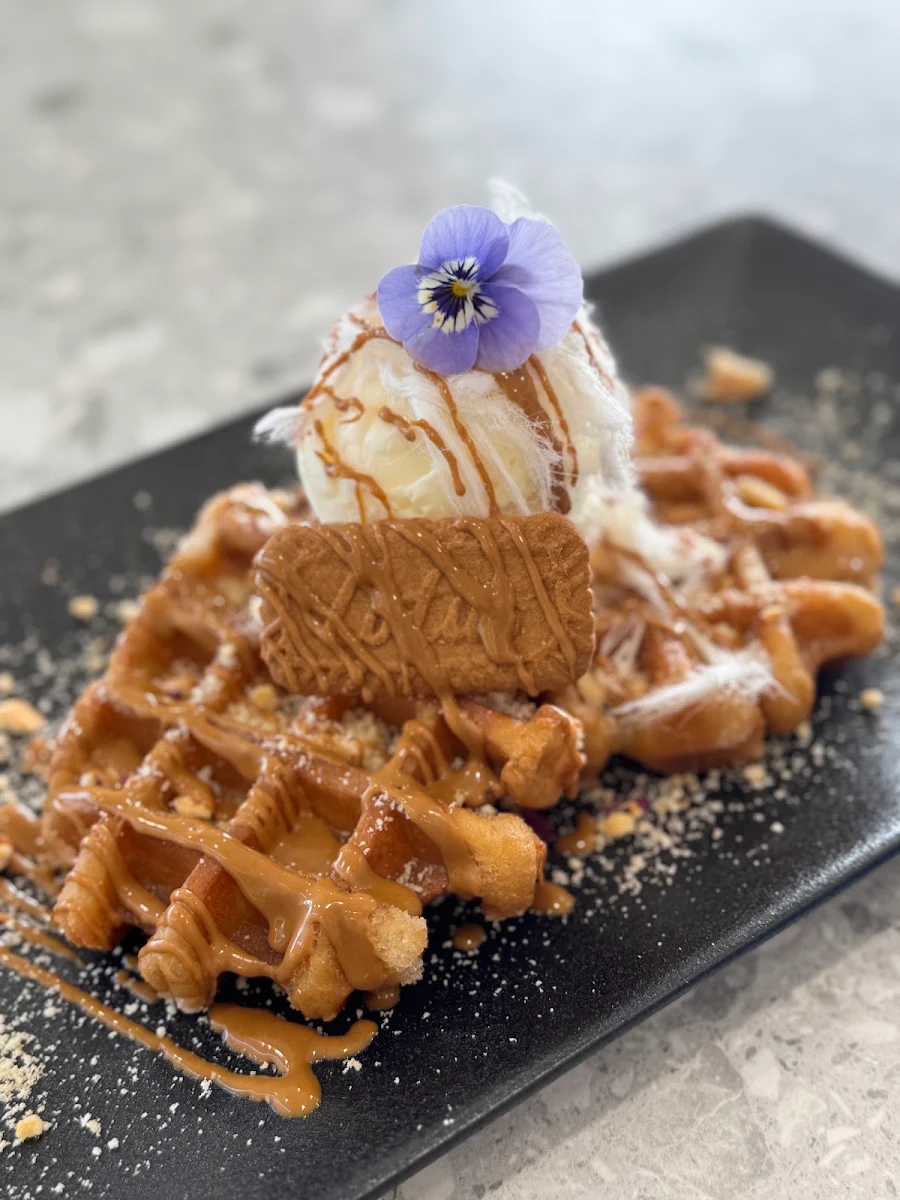 Food & drink, Le Bon Coffee House & Bar