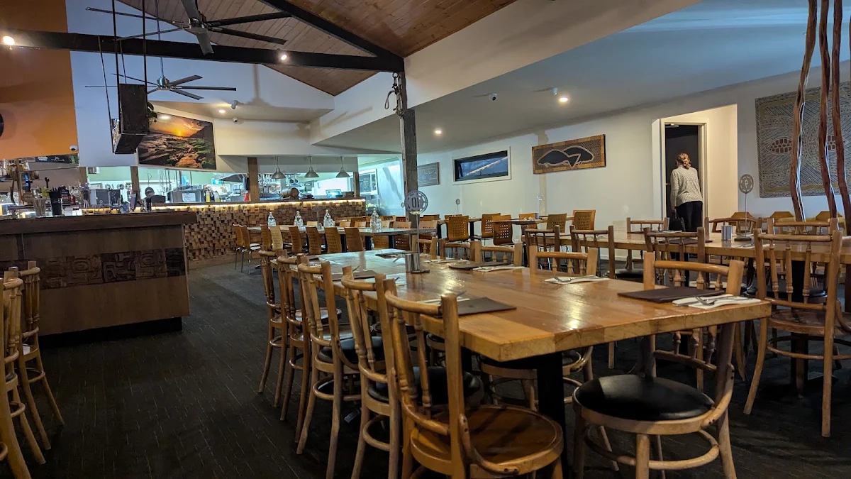 Vibe, Lake Tyers Beach Tavern
