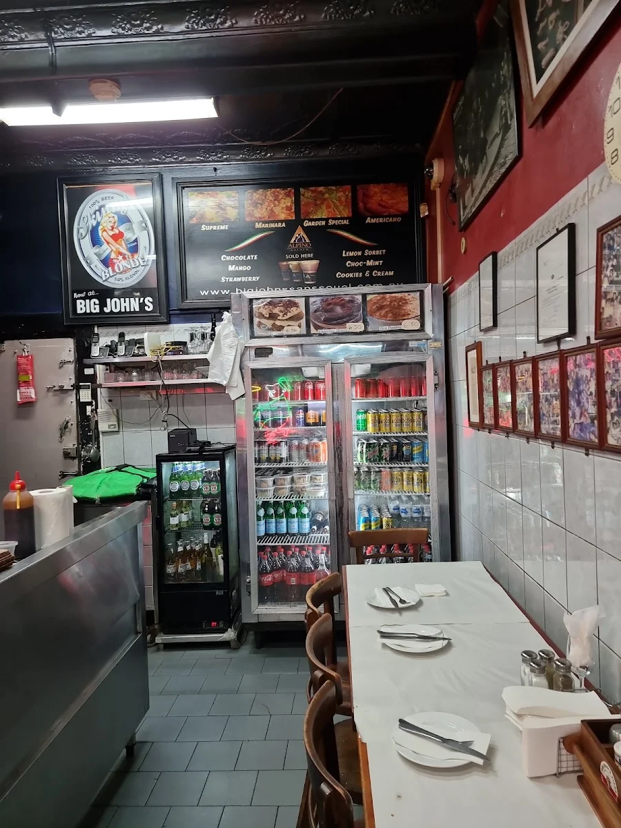 Vibe, Big Johns Bondi Pizza