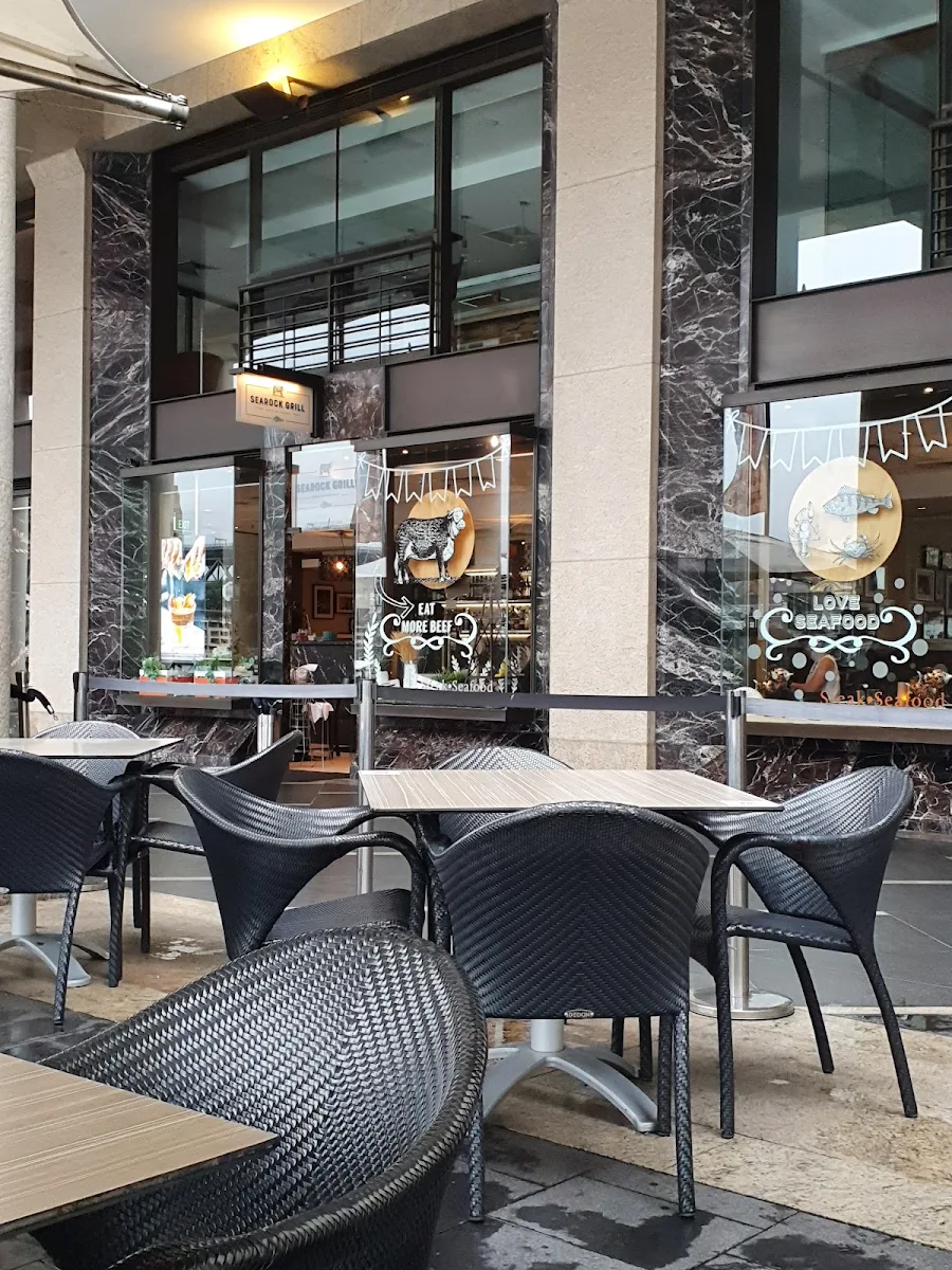 Vibe, Searock Grill