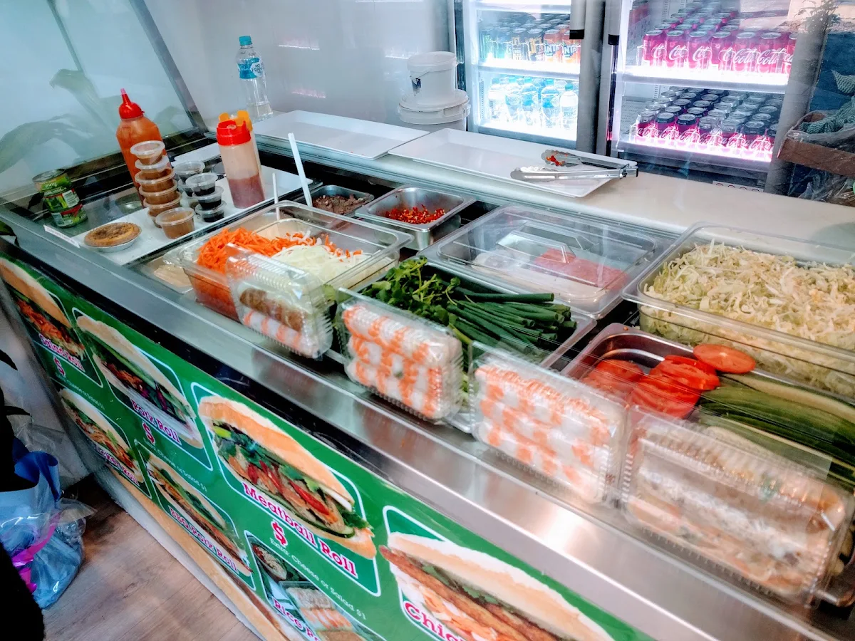 Vibe, Aimee's Banh Mi