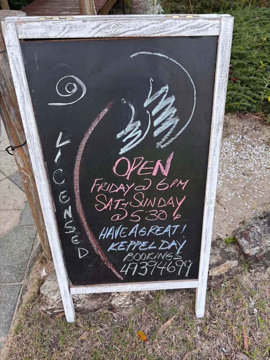Menu, Great Keppel Island Pizza