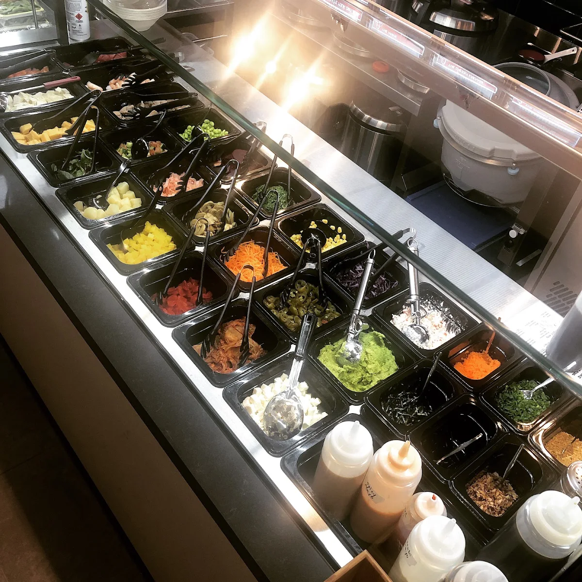 Vibe, United Sushi