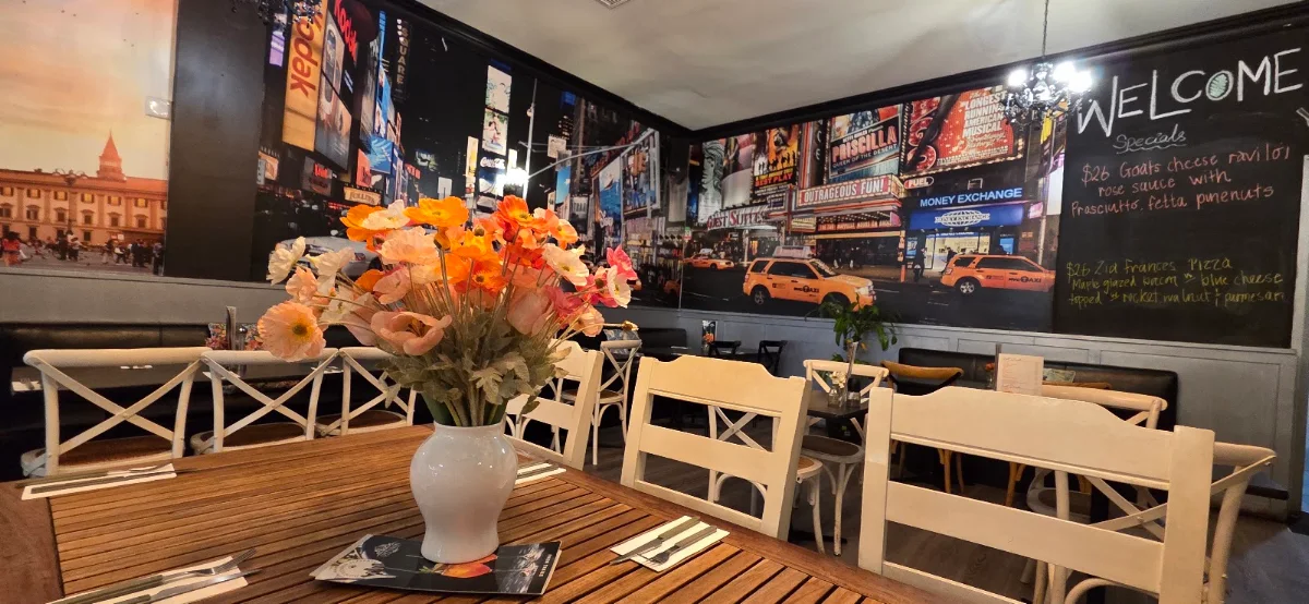 Vibe, Downtown Pizzeria