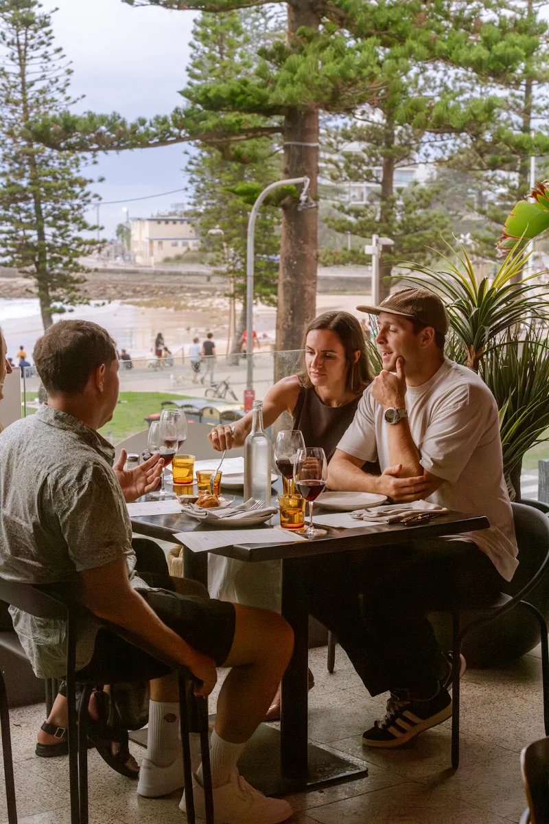 Vibe, Ullo Dee Why
