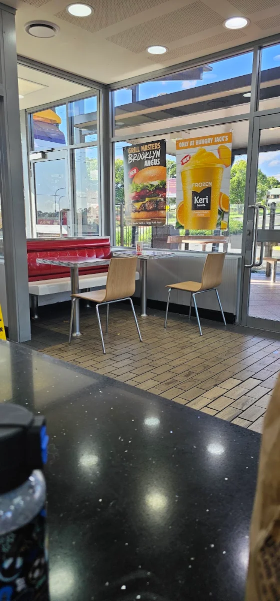 Vibe, Hungry Jack's Burgers Wynnum Plaza