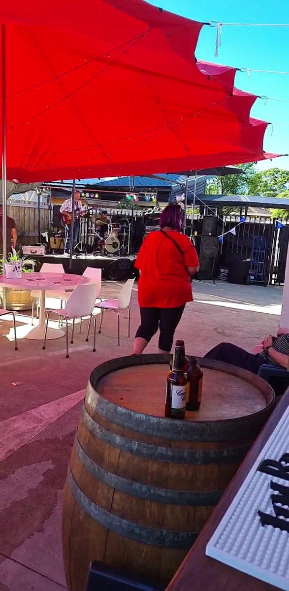 Vibe, Royal Mail Hotel, Sebastopol