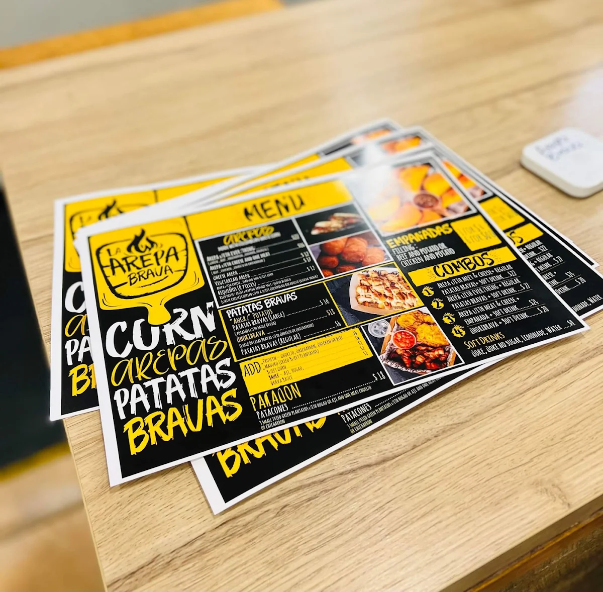 Menu, La Arepa Brava
